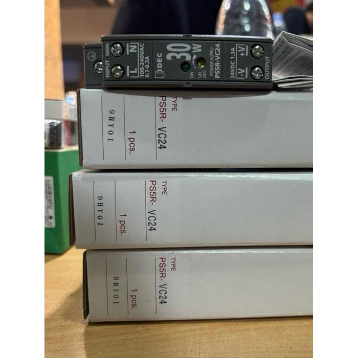 POWER SUPPLAY 30W 24V IDEC PS5R-VC24 ORIGINAL