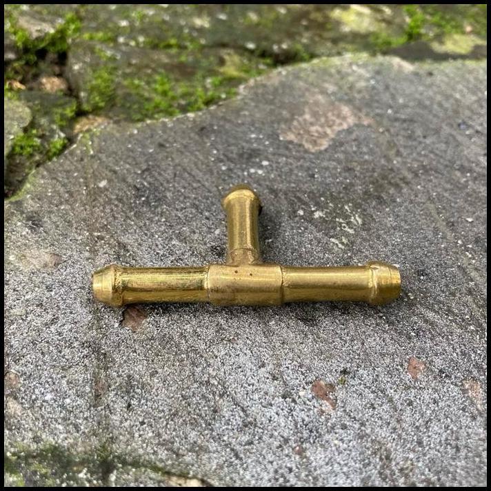 TERBARU PIPA SAMBUNGAN SELANG AIR WIPER KUNINGAN TOYOTA COROLLA CORONA KE20 KE30 KE70 DX RT81 RT100 