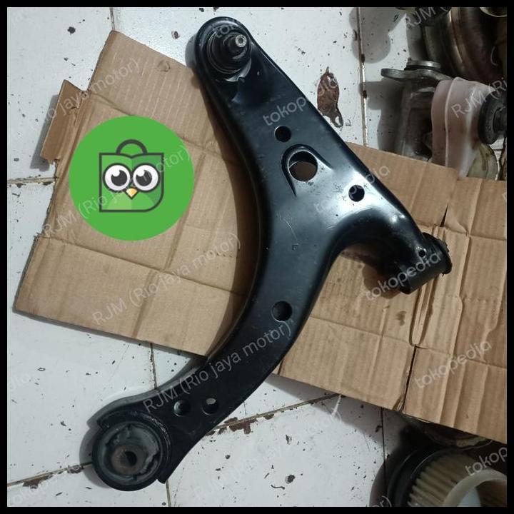 DISKON LOW ARM LOWER ARM SAYAP BUSHING DEPAN AVANZA 