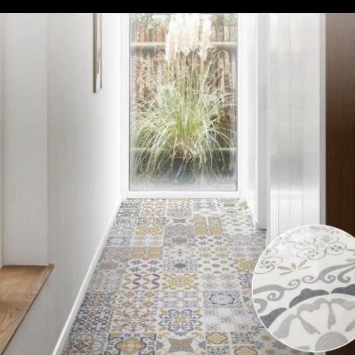 KERAMIK LANTAI 50X50 MOTIF BATIK HABITAT CUTTING GRANIT SANTORINI CAFE