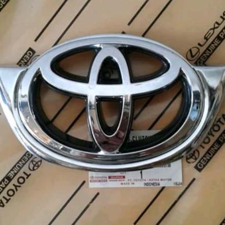logo emblem grill avanza vvti