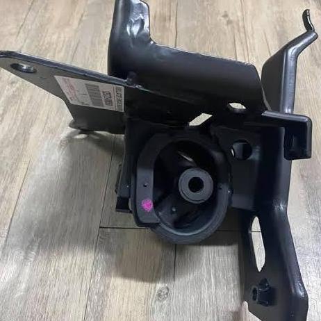 Engine Mounting Kiri Yaris Bakpao Vios 2006-2013 Matic