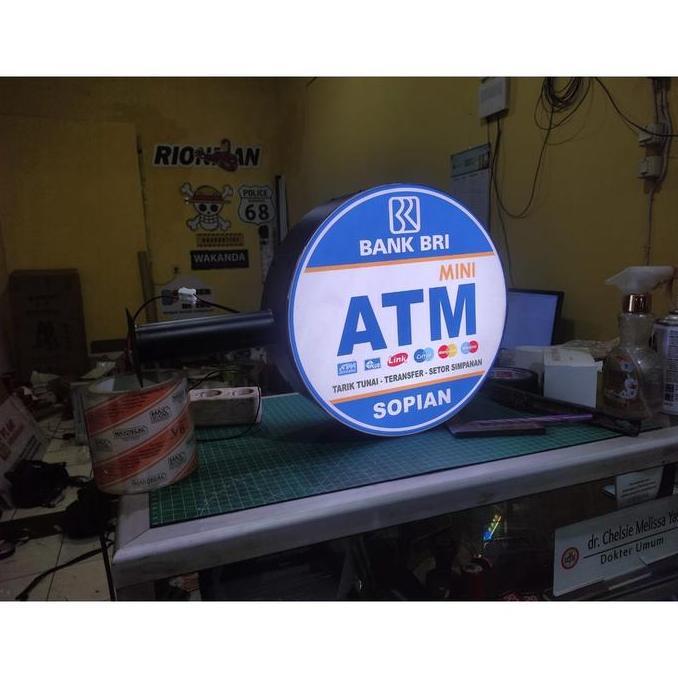 Neon Box Akrilik Agen BRILink Bulat 30x30 Cm