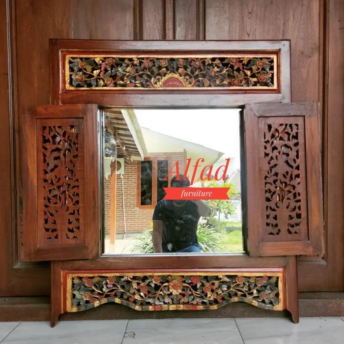 figura kaca cermin dinding ukir/hiasan dinding kayu jati