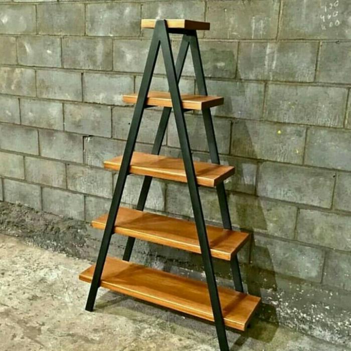 Rak Bunga Besi 5 Susun Segitiga Alas Kayu