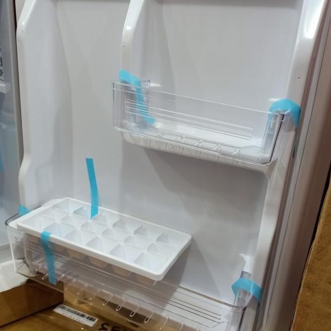 Grosir Kulkas Portable Polytron Prh51 / Kulkas Mini Polytron Prh 51 - Red