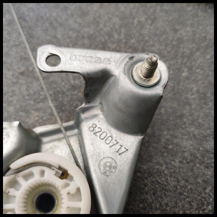 TERLARIS REGULATOR BELAKANG KIRI BMW E46 