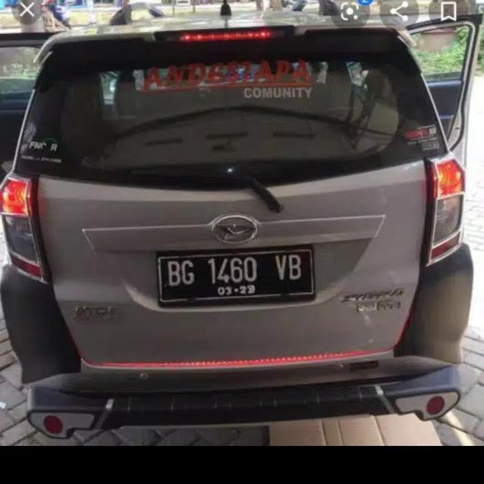 Spoiler Toyota Calya Trd Plastic Dengan Lampu Original Dan Terpercaya