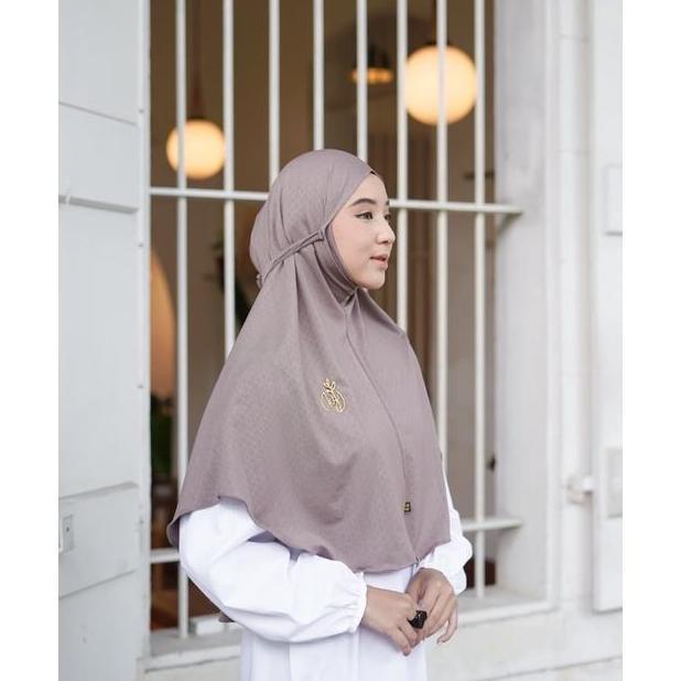Koyu Hijab Instan Bergo Jersey Liliana Muslim