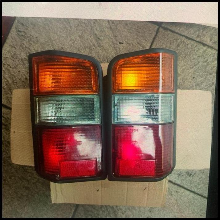 DISKON LAMPU STOP BELAKANG MITSUBISHI L300 ,T120SS MINIBUS 