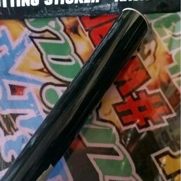 sticker skotlet vinyl hitam glossy hitam mengkilap