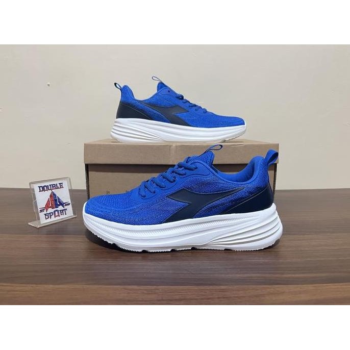 Sepatu Olahraga Casual Pria Diadora Kirton Navy Blue Original