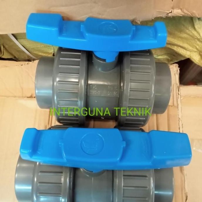 CAVERLY- Ball Valve pvc true union 4" inch / Ball valve watermur PVC 4" inch