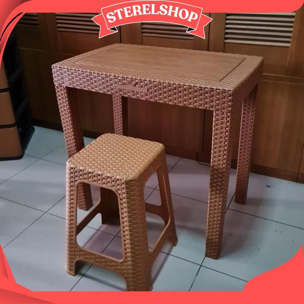 Meja Motif Rotan - Meja Plastik Besar / Meja Tamu / Meja Kafe Teras Taman Sale