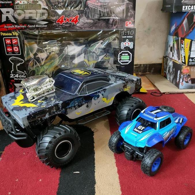 mobil rc super jumbo offroad 4wd skala 1:10 Mainan Mobil jarak jauh