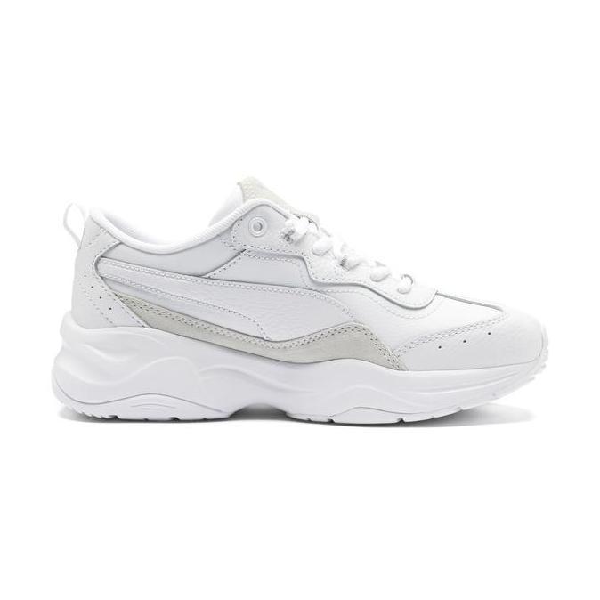 PUMA Sepatu Sneakers Training Wanita Cilia Lux