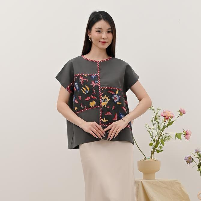 NONA RARA - Perenia Tulis Betawi T4248, Baju kerja batik blouse wanita modern