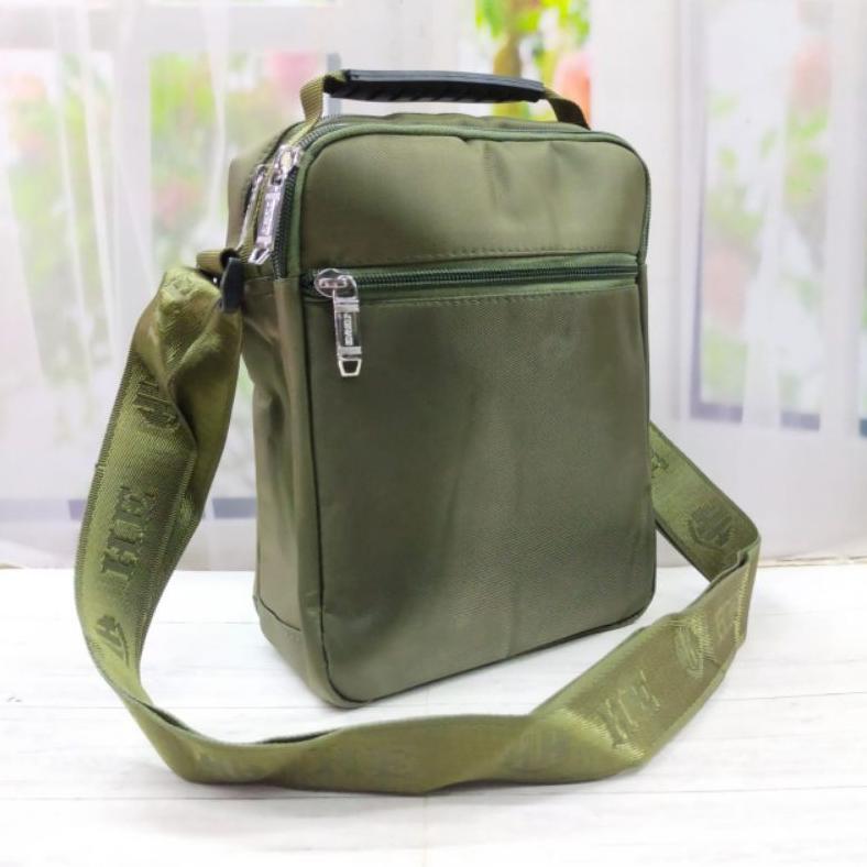 Tas selempang pria sport tas selempang anti air