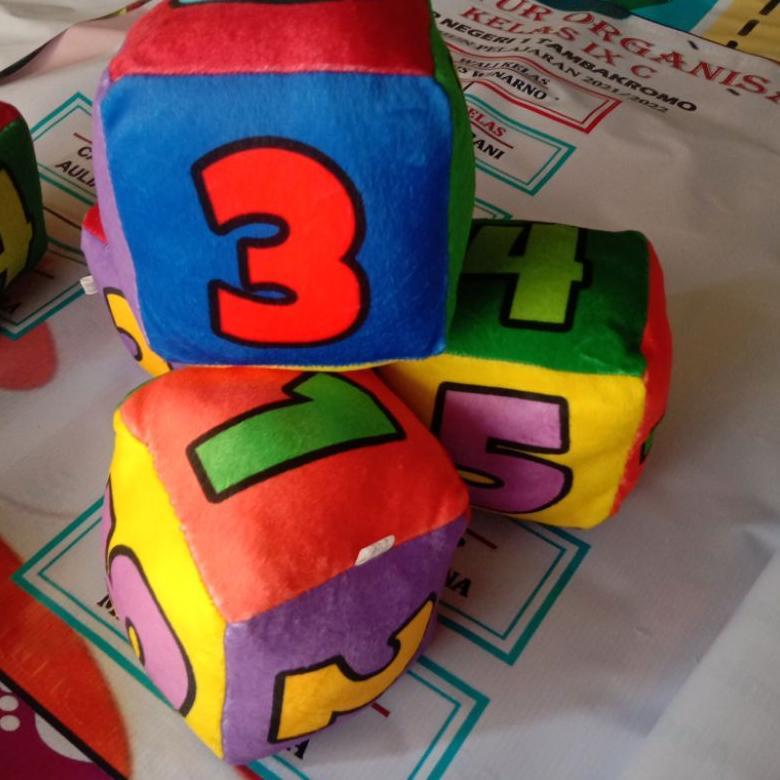 VIRAL Boneka dadu jumbo 15x15cm