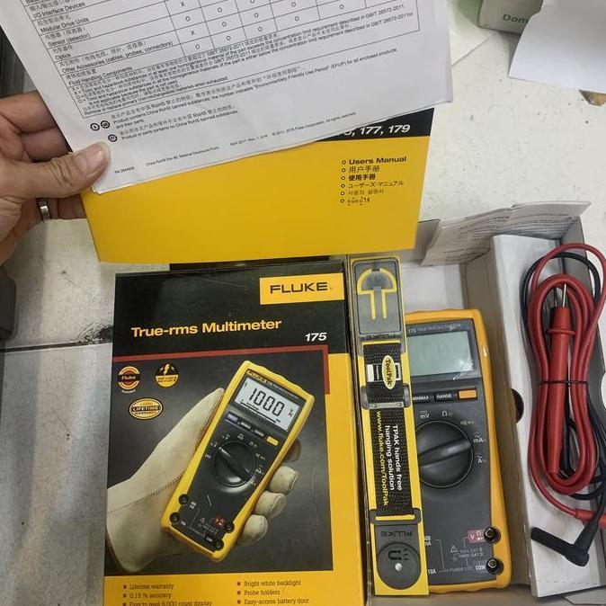 FLUKE 175 True-RMS Digital multimeter