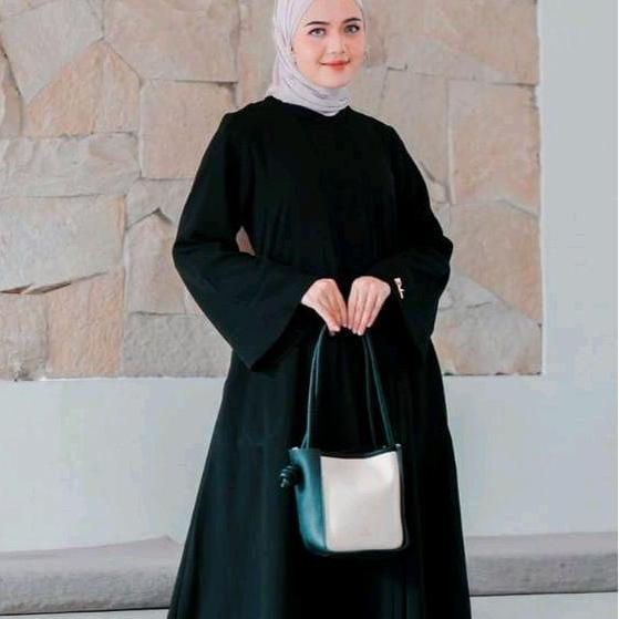 gamis abaya Darby/ Dnl Luxury warna polos bahan jetblack LA
