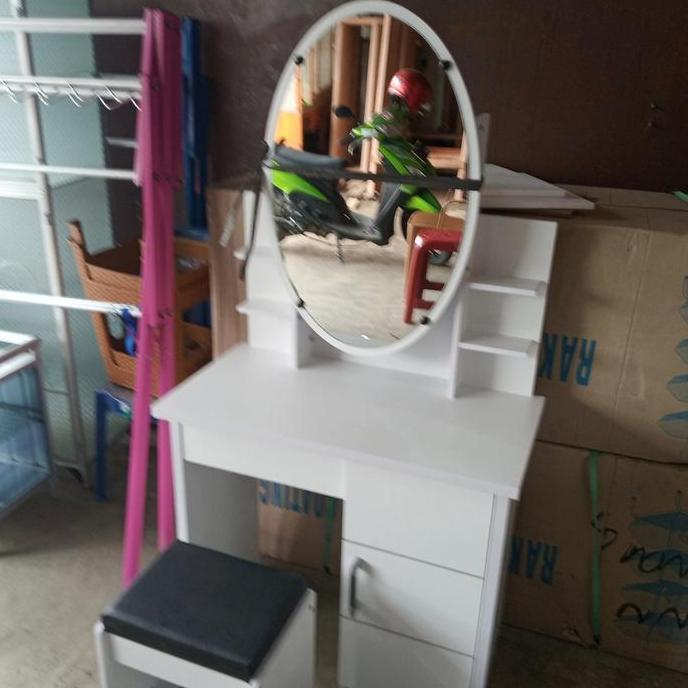 Meja rias kaca cermin geser - Bandung saja