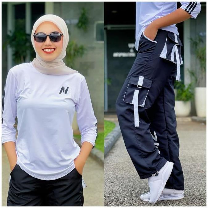 Setelan Senam Dan Olahraga Set Atasan N Putih Lis Hitam Dengan Celana Senam Cargo Zumba Parasut Hita
