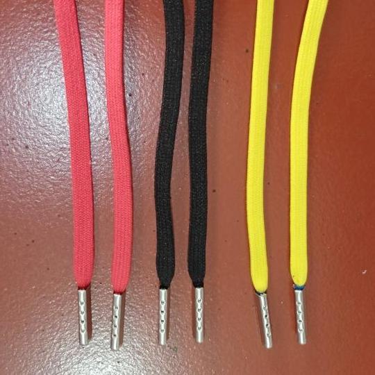 tali sepatu premium ujung besi anti karat 90 cm