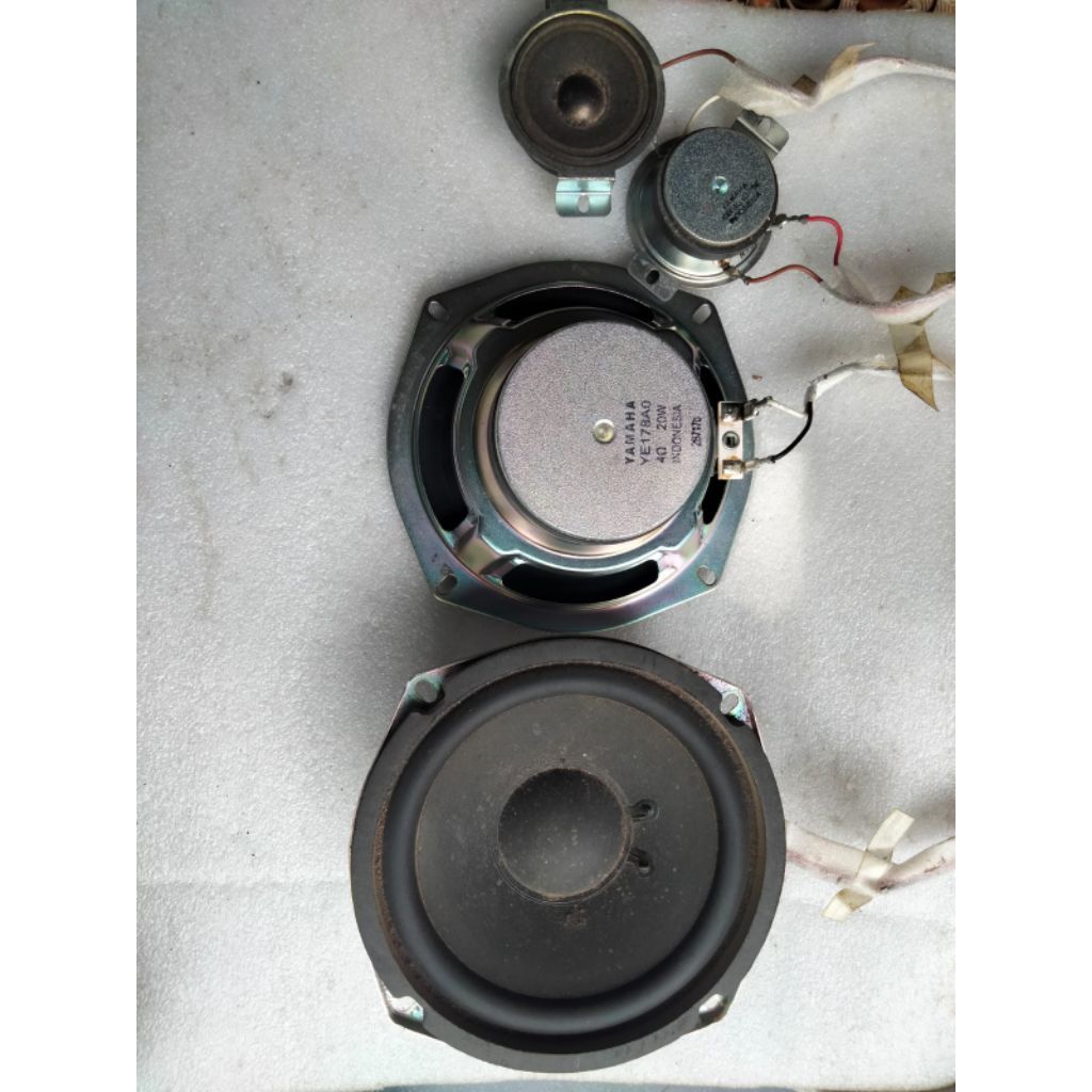 SPEAKER KEYBOARD YAMAHA PSR  S-750