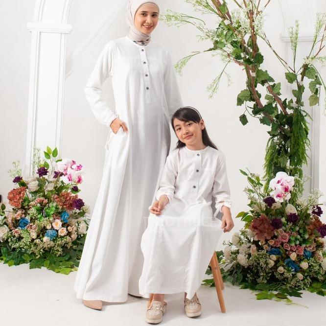 Dthree - Sarimbit Xaviera (Broken White) Sarimbit Couple Keluarga 2025 /Couple Keluarga/Seragam Kelu