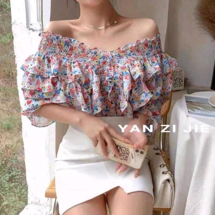 DF146 >> BRENDY SMOCKED TOP kode 2434 / baju bunga Sabrina atasan wanita flower blouse feminim style