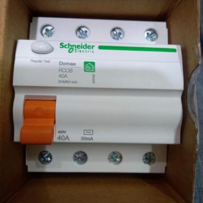 Murah ELCB SCHNEIDER DOMAE 40A 4phase 300ma/30MA 40a 4phase ELCB 4 phase 40A Non COD