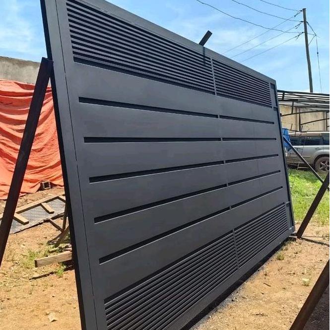 Pintu Gerbang Besi Minimalis Modern