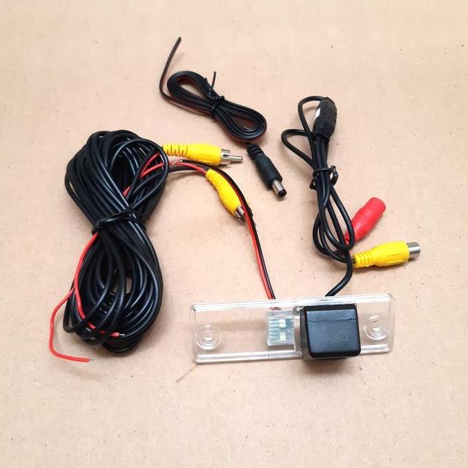 CAMERA MUNDUR OEM INOVA DENGAN TV MOBIL UNIVERSAL Terlaris