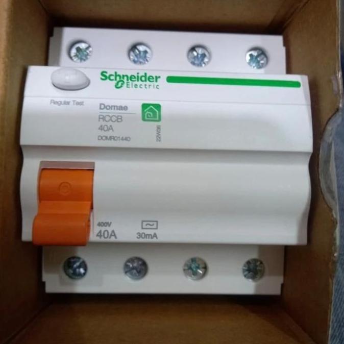 Murah ELCB SCHNEIDER DOMAE 40A 4phase 300ma/30MA 40a 4phase ELCB 4 phase 40A Non COD