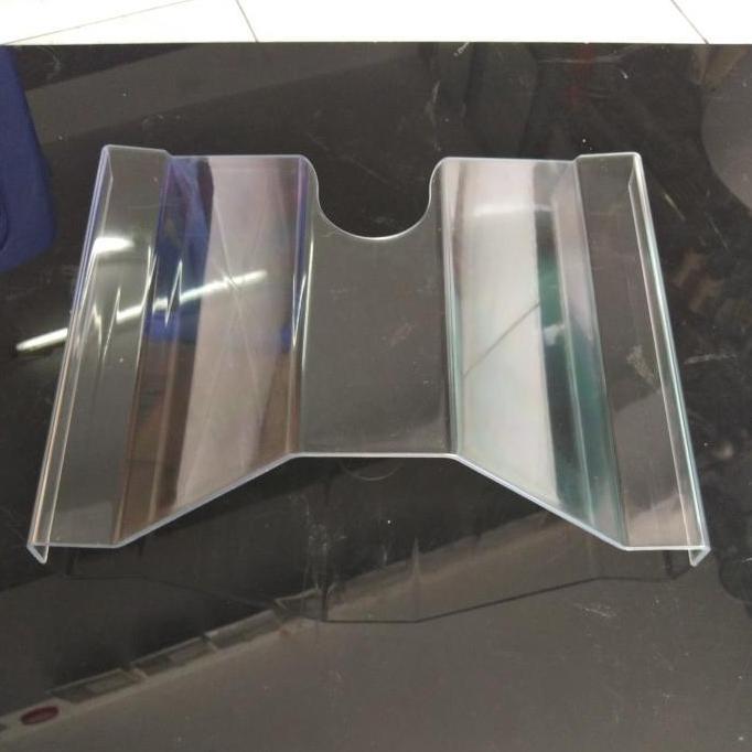 Mika Penyekat Urinal / Urinoir