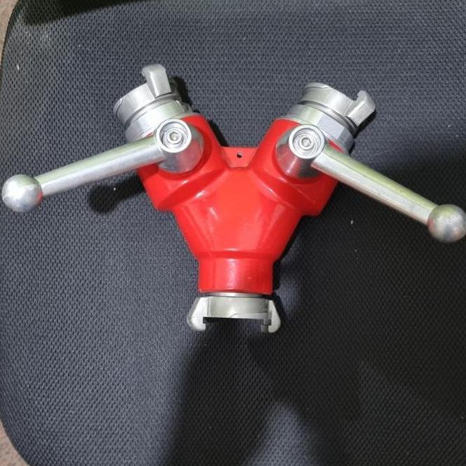 Y Connection 1,5 X1,5X1,5 / Selang Cabang Pemadam