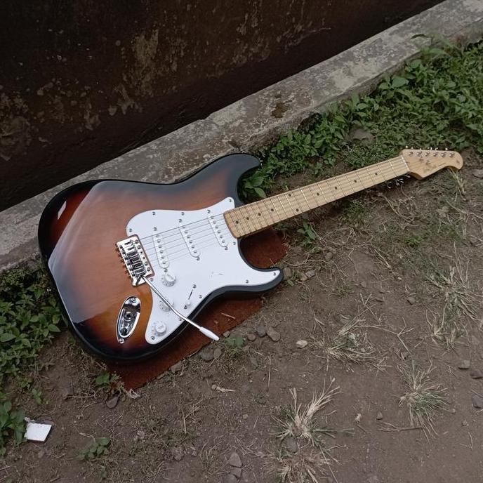 Gitar Harley Benton ST-57 SB Stratocaster