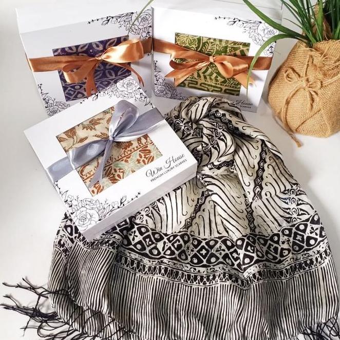 Exclusive Pashmina Batik Sutera Selendang Syal Shawl Hampers Gift Souvenir Scarf Sutra Stola