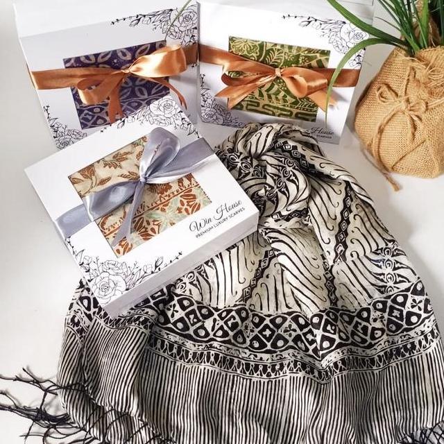 Pashmina Exclusive Batik Sutera Scarves Syal Shawl Selendang Gift
