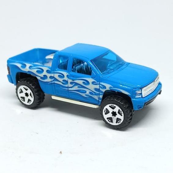hot wheels chevy silverado loose diecast custom ban 16