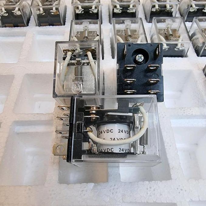 LY2 24VDC RELAY OMRON ORIGINAL RELAY OMRON LY2 24VDC TERBATAS