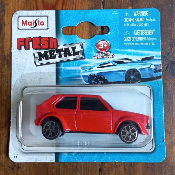 MAISTO VW GOLF GTI VOLKSWAGEN MERAH 1/64