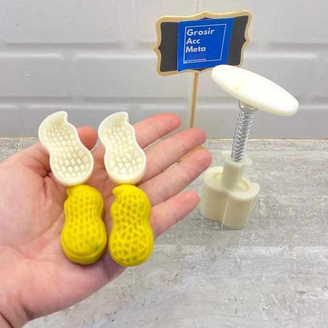 CETAKAN KUE BULAN / CETAKAN KUE KACANG / CETAKAN KACANG SKIPPY