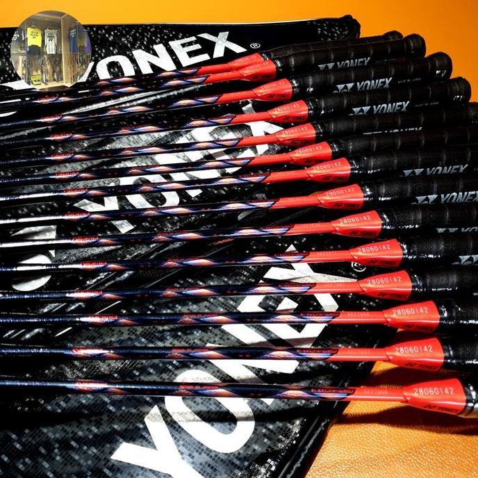 ORIGINAL YONEX ASTROX 77 PRO.MADE IN JAPAN(SP code).Inc BONUS JP string plus stringing service,Grip.