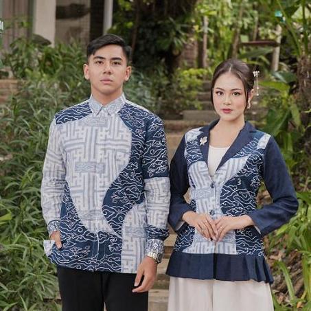 BATIK TRUSMI Kemeja Lengan Panjang Reguler Batik Pria Atasan Pria Batik Motif Alankara KBT