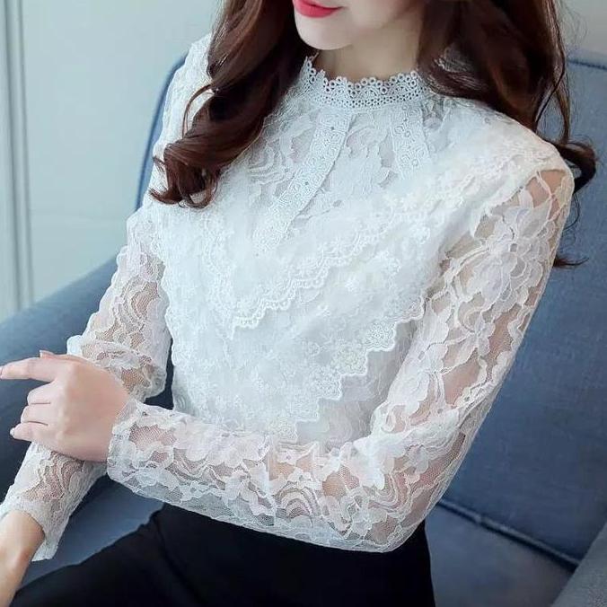 Blouse Renda Lengan panjang
