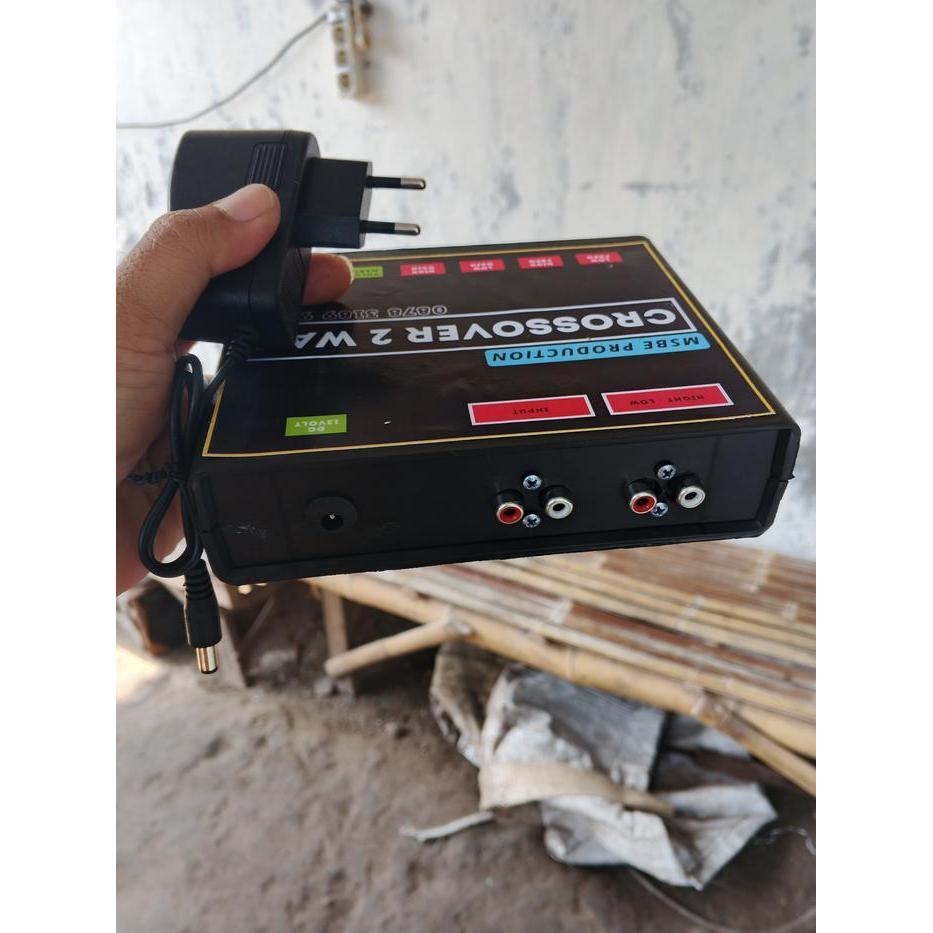 Crossover 2 Way Aktif , Pemisah Suara Subwoffer Dan Midle Subwoofer Original Dan Terpercaya