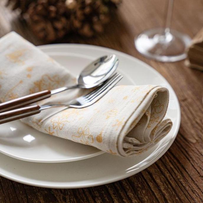 Xmas Napkin A / Kain Lap Serbet Katun Meja Makan Restoran Hotel Property Foto Natal Aesthetic Mewah