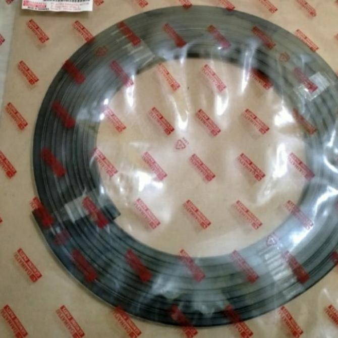 Promo karet kaca depan/list kaca depan calya original daihatsu Diskon